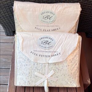 RACHAEL ASHWELL 💜 FULL SHEET SET
LAVENDER DITSY